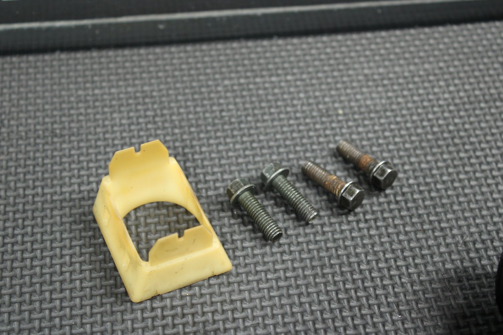 1993 Honda CR80 CR80R OEM Intake Reed Block Assembly - hggarage
