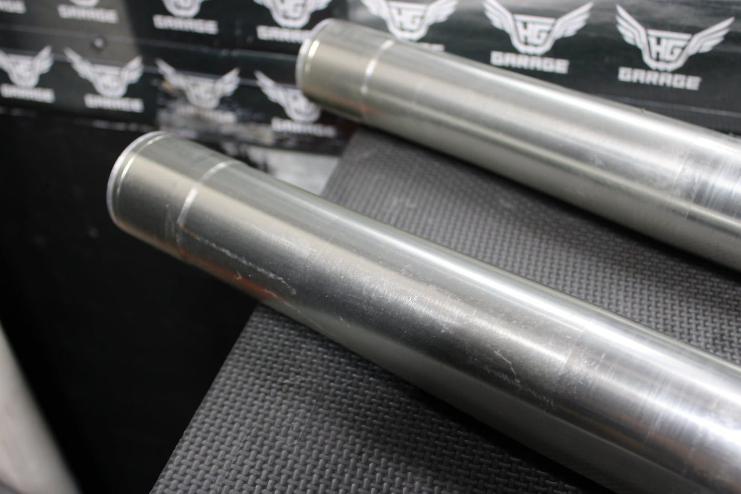 2003 Yamaha YZ125 OEM KYB Right Left Front Suspension Forks Shocks 5UN - 23102 - 00 - hggarage