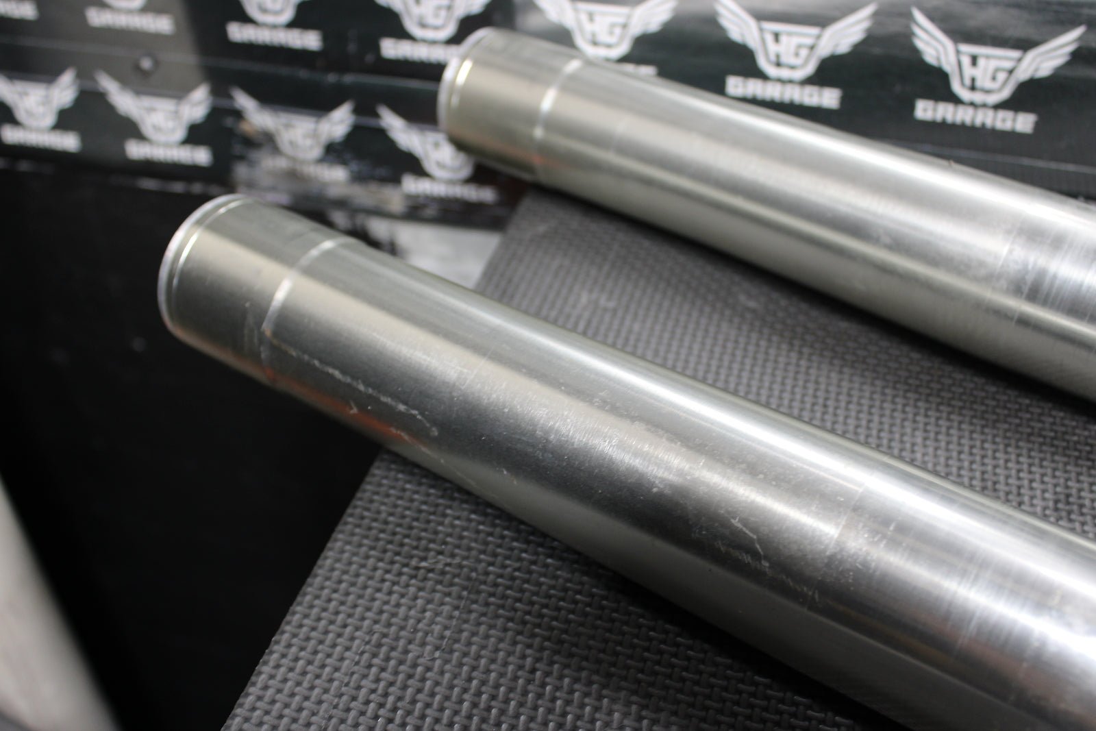 2003 Yamaha YZ125 OEM KYB Right Left Front Suspension Forks Shocks 5UN - 23102 - 00 - hggarage