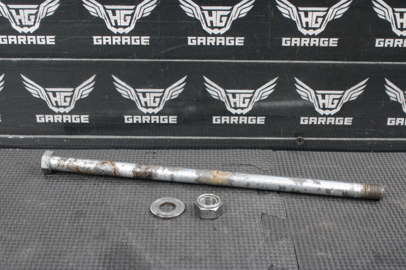 1987 YAMAHA TW200 OEM SWINGARM SWING ARM SUSPENSION - hggarage