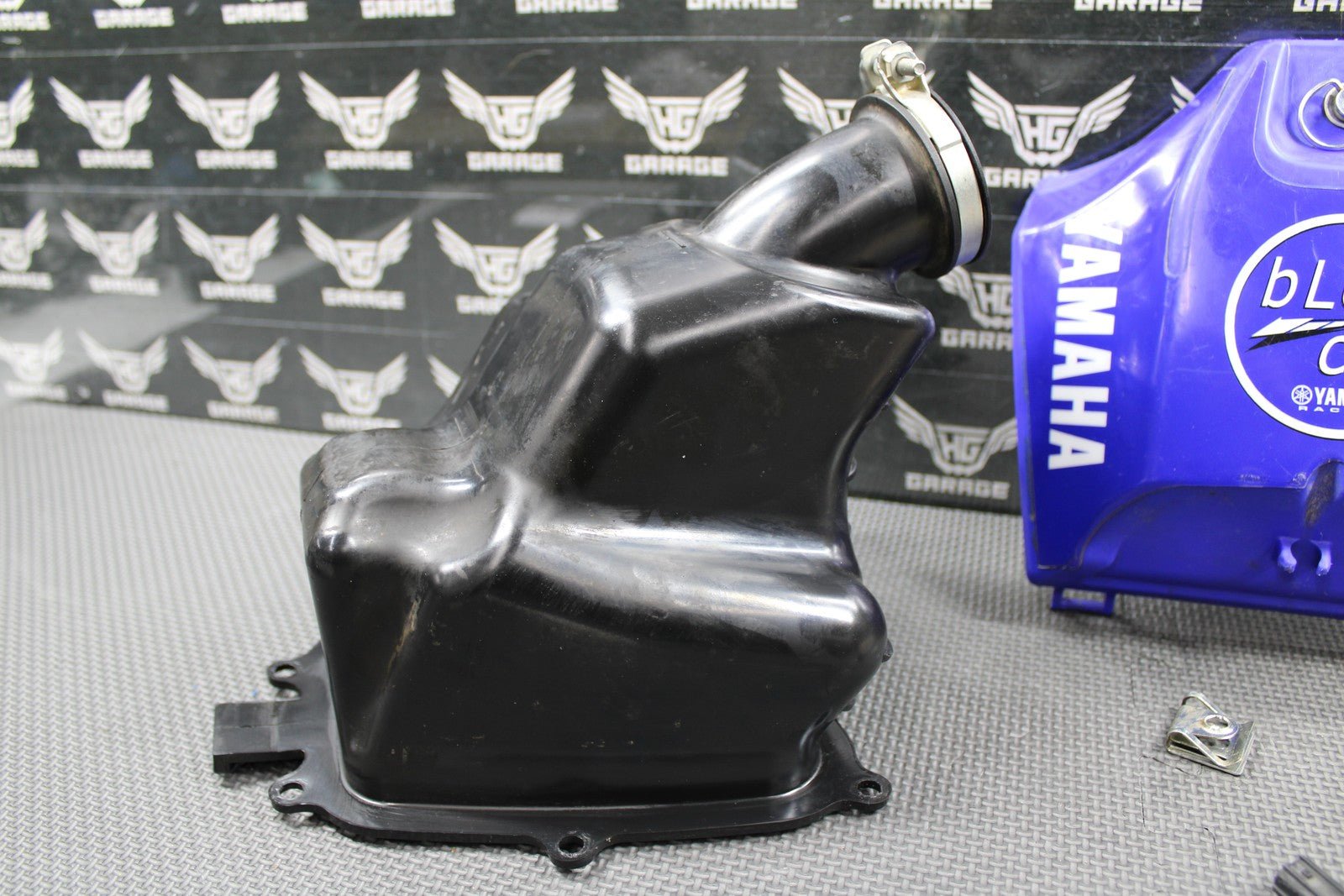2019 2020 YAMAHA YZ250F OEM AIRBOX AIR CLEANER INTAKE BOOT FILTER CAGE & PARTS - hggarage