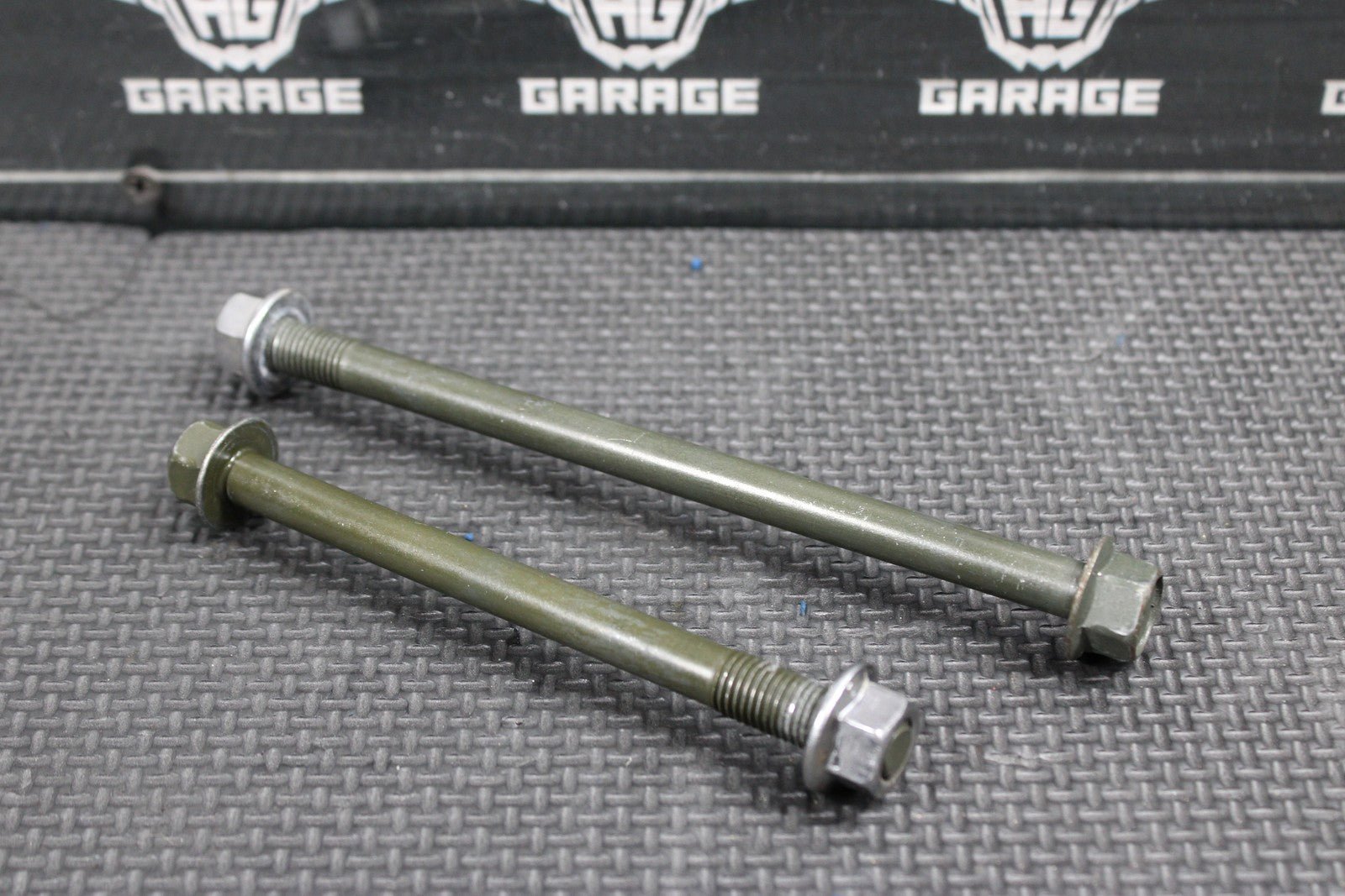 2005 YAMAHA 04 - 05 YZ450F OEM ENGINE MOTOR MOUNT STAY BRACKETS - hggarage