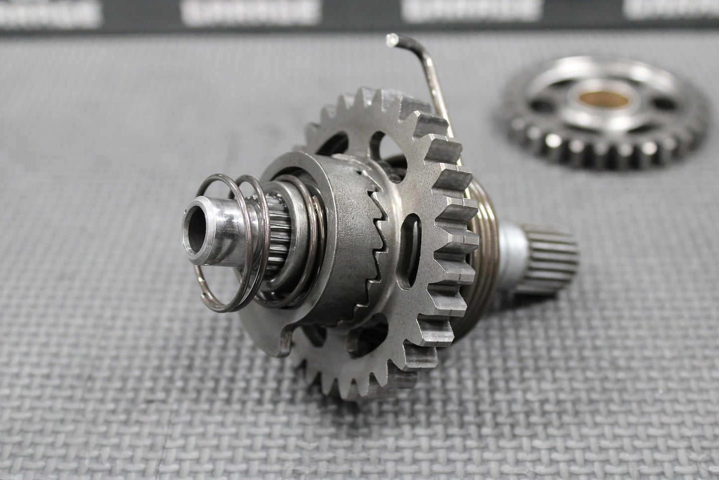 1999 HONDA CR125R OEM KICKSTART KICK START SHAFT W IDLER GEAR 28210 - KS6 - 700 - hggarage