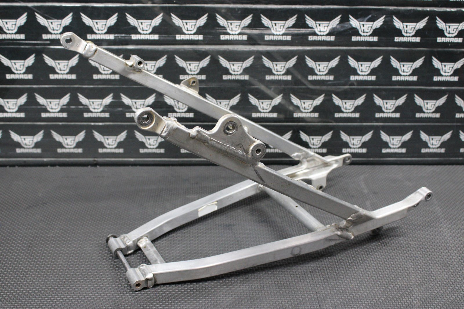 2006 YAMAHA YZ250F YZ450F OEM REAR BACK SUB FRAME SUBFRAME 5XC - 21190 - 90 - 00 - hggarage