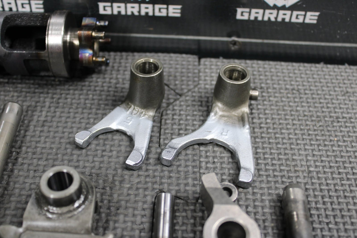 2000 Yamaha TTR90E OEM Engine Transmission Tranny Assembly Gears - hggarage