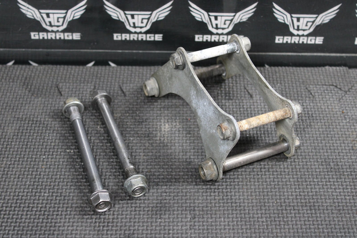 2014 KAWASAKI KLX140L OEM ENGINE MOUNTING BOLTS HARDWARE MOTOR SCREWS 32190 - 0308 - hggarage
