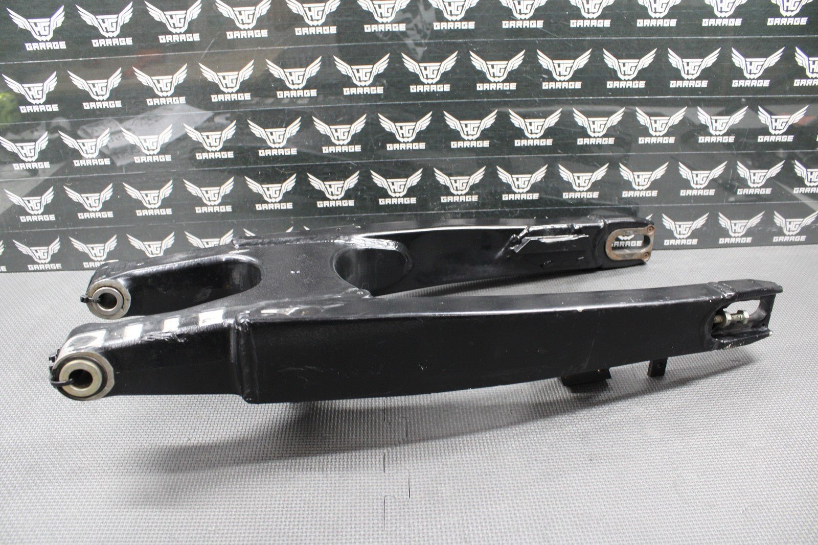 2003 SUZUKI RM125 RM250 K3 OEM SWINGARM SWING ARM REAR SUSPENSION 61000 - 37F10 - hggarage