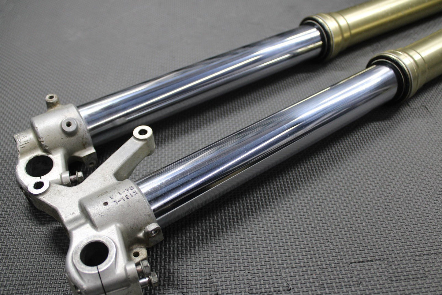 2007 KAWASAKI KX250F OEM RIGHT LEFT FRONT SUSPENSION FORKS SHOCKS 44071 - 5015 - hggarage