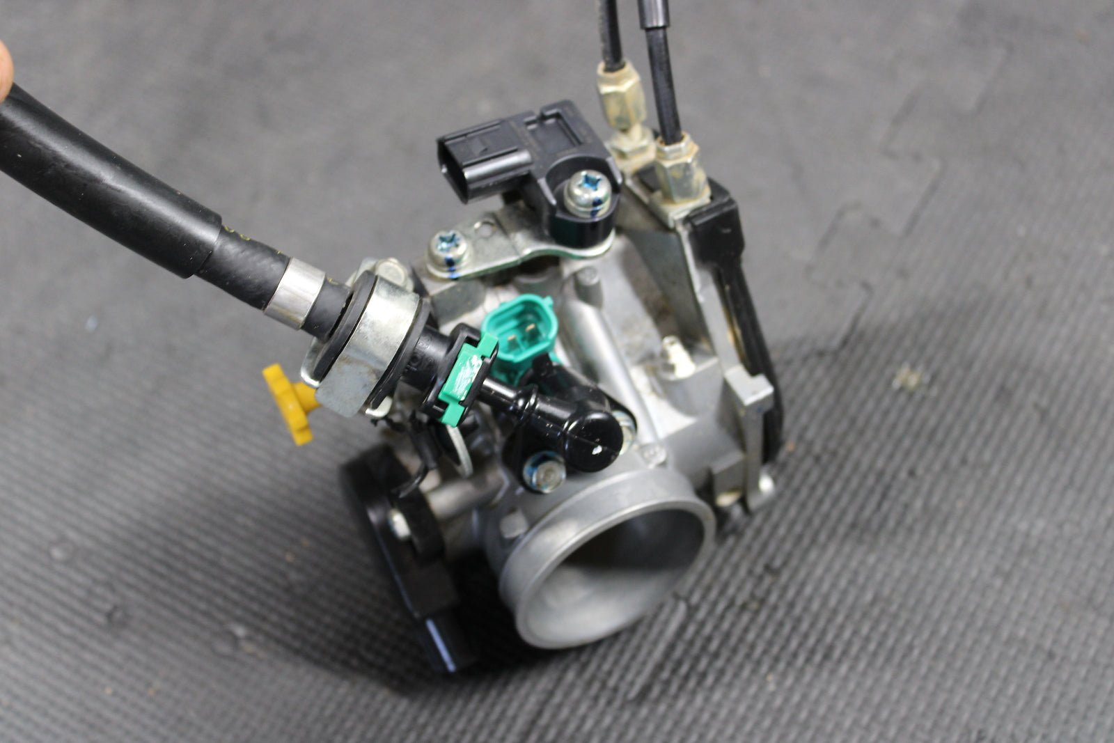 2016 HONDA CRF250R OEM KEIHIN MAIN FUEL INJECTOR THROTTLE BODY BODIES - hggarage