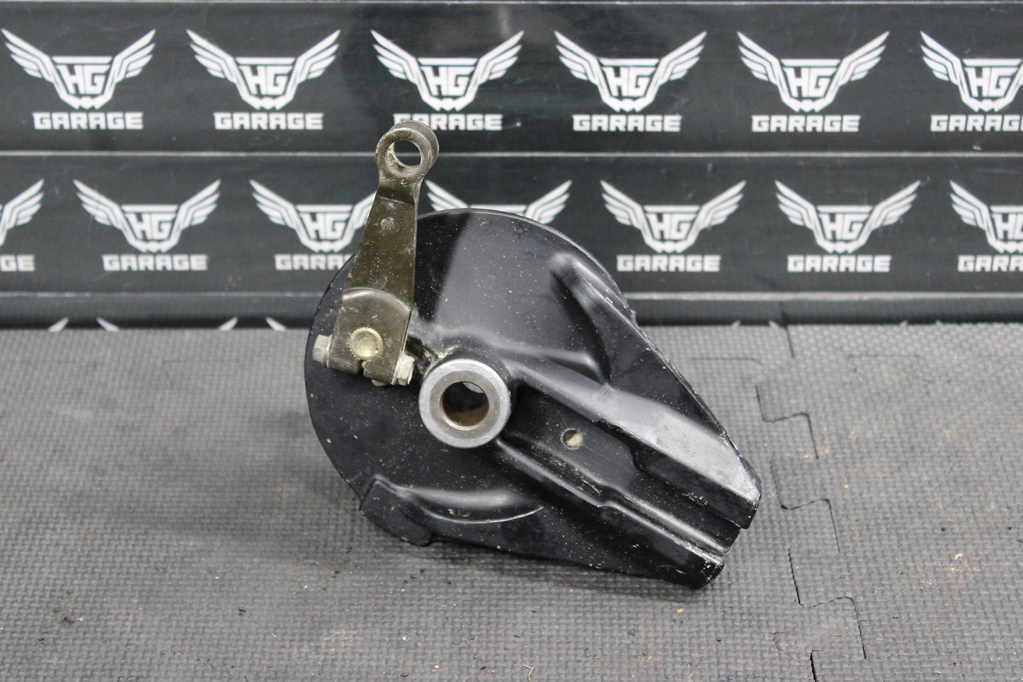 1997 Honda XR200R 90 - 02 OEM Rear Back Brake Drum Panel Assembly - hggarage