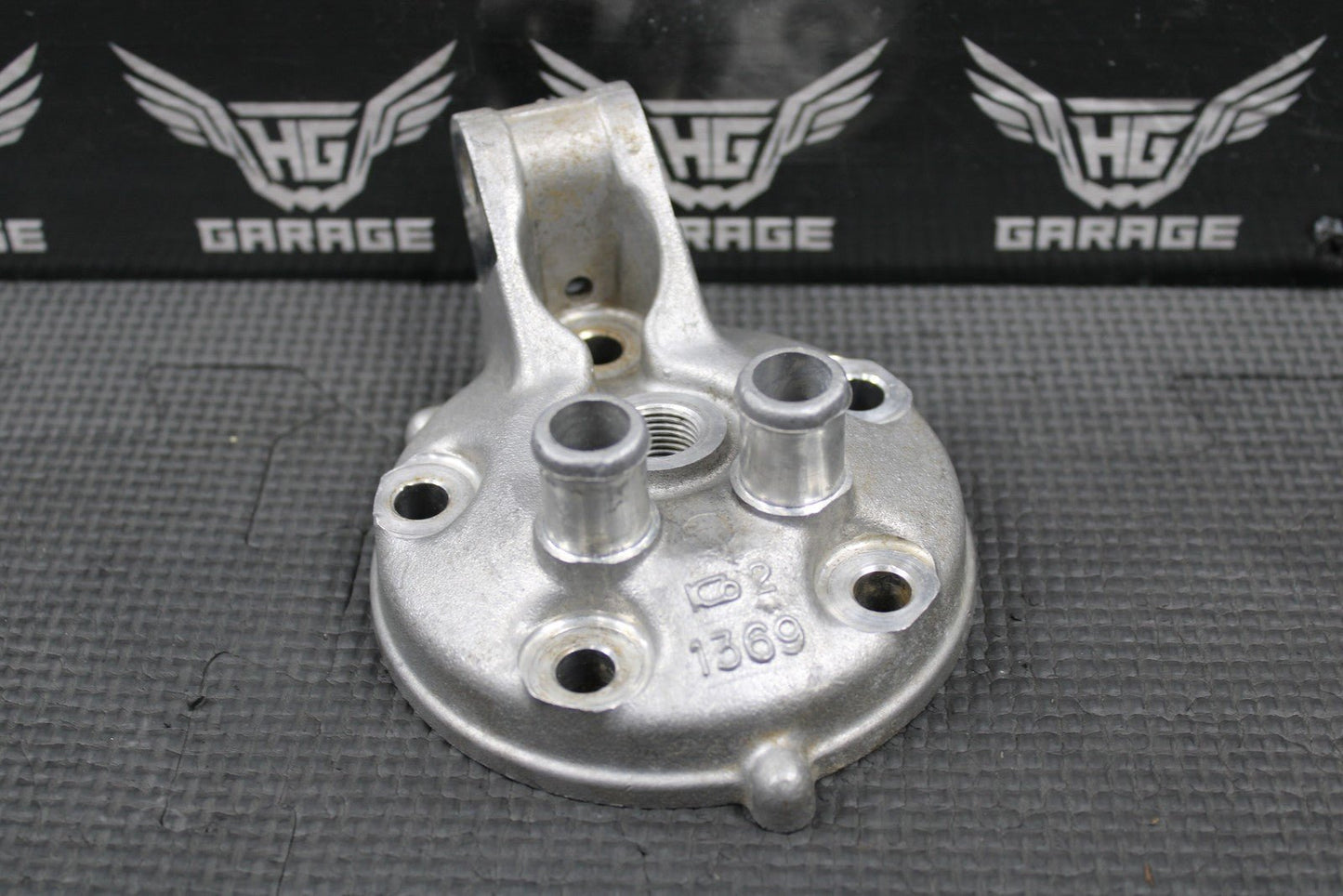 1992 KAWASAKI KX125 OEM ENGINE MOTOR CYLINDER HEAD COVER DOME 11001 - 1369 NICE! - hggarage