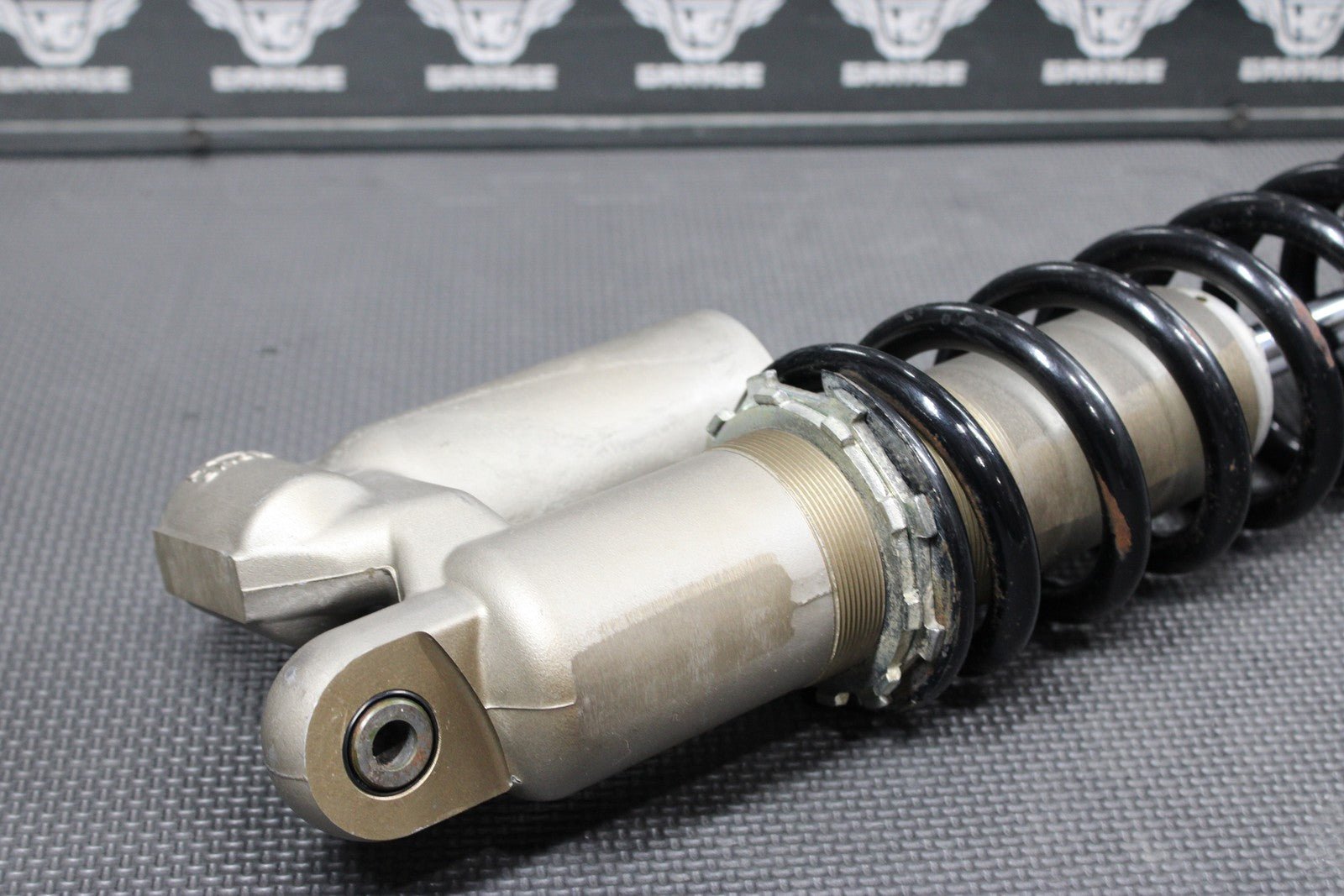 2014 KAWASAKI KX250F OEM REAR BACK SHOCK ABSORBER SUSPENSION 45014 - 0416 - 23P GOOD - hggarage