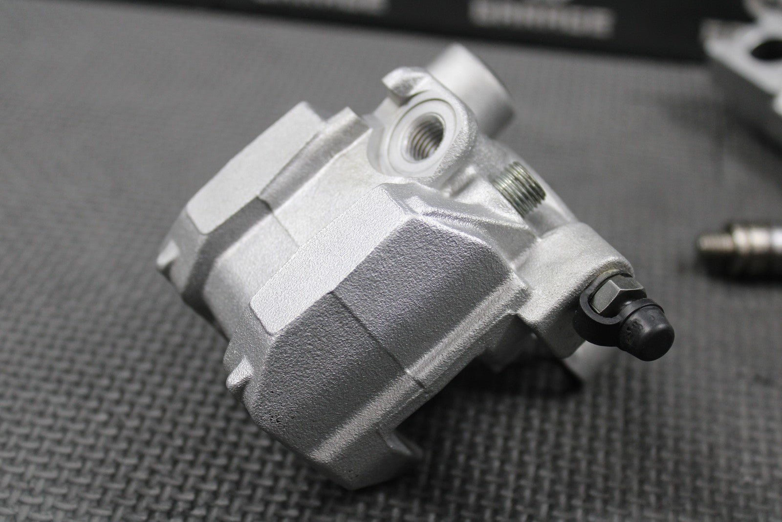 2015 KAWASAKI 04 - 22 KX85 KX100 OEM NISSIN REAR BACK BRAKE CALIPER 43080 - 5134 - hggarage