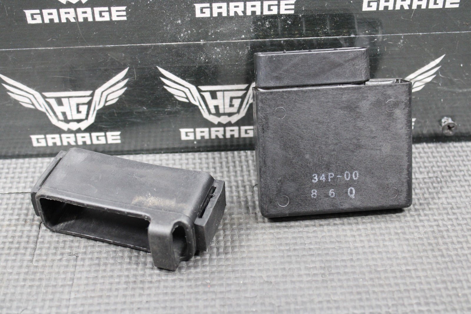 2009 YAMAHA YZ450F OEM CDI ECU COMPUTER IGNITION UNIT BOX 34P - 85540 - 00 - 00 - hggarage