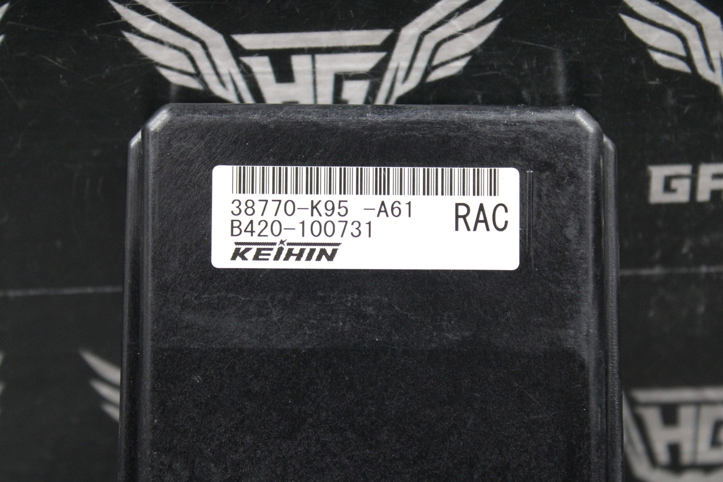 47207529