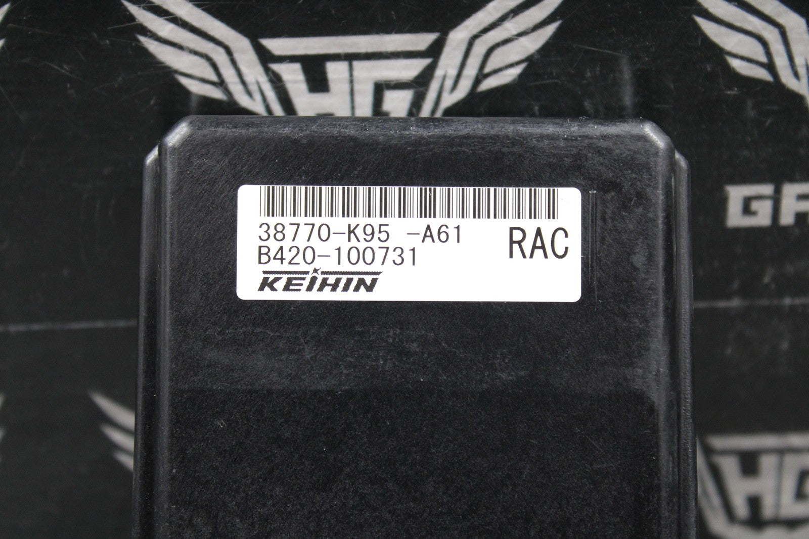 47207529