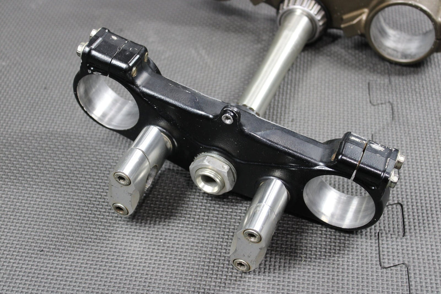 2006 Kawasaki KX450F OEM Front Forks Lower Upper Triple Tree Stem Clamp - hggarage