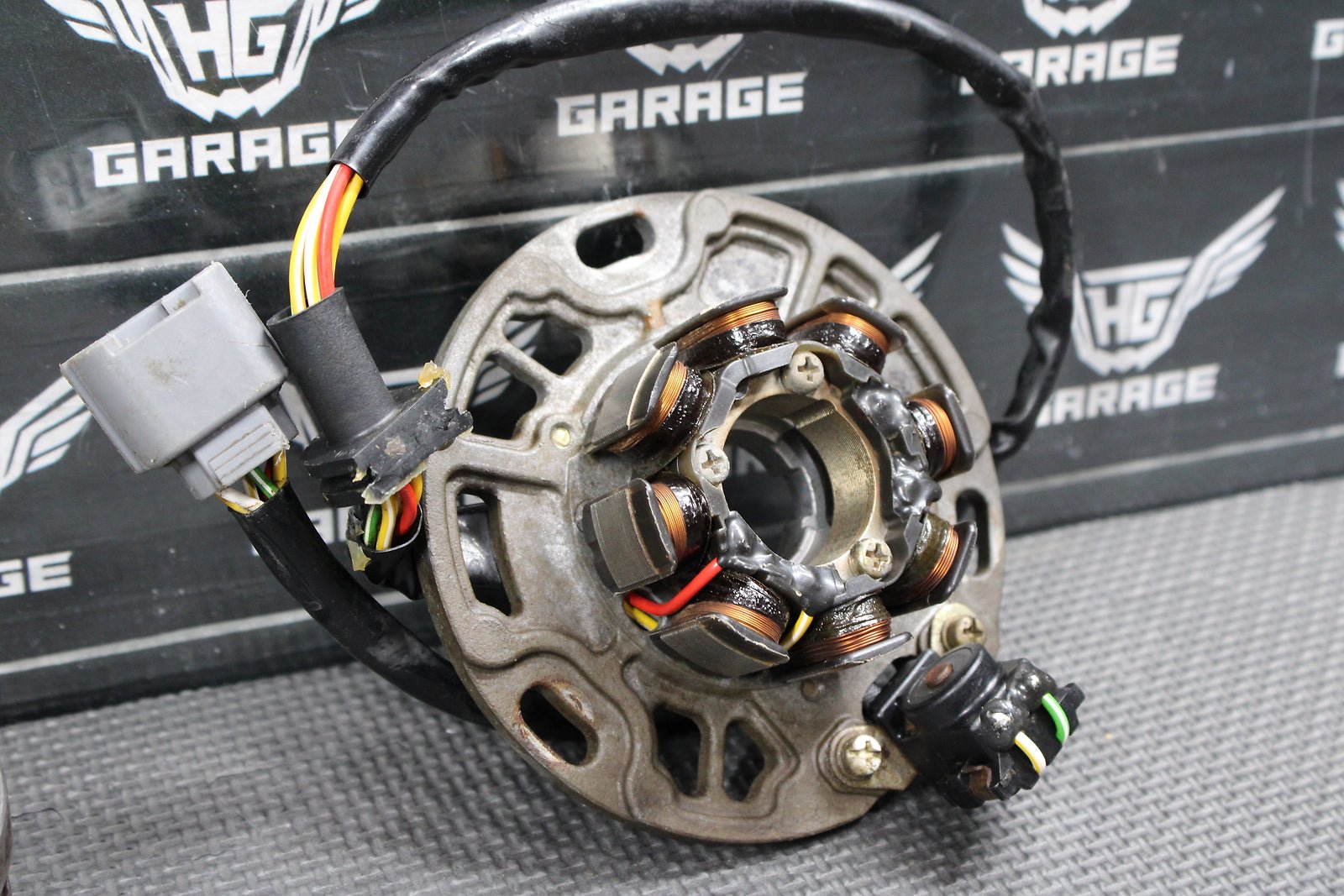 2001 KAWASAKI KX250 OEM STATOR MAGNETO ROTOR FLYWHEEL 21007 - 1383 - hggarage