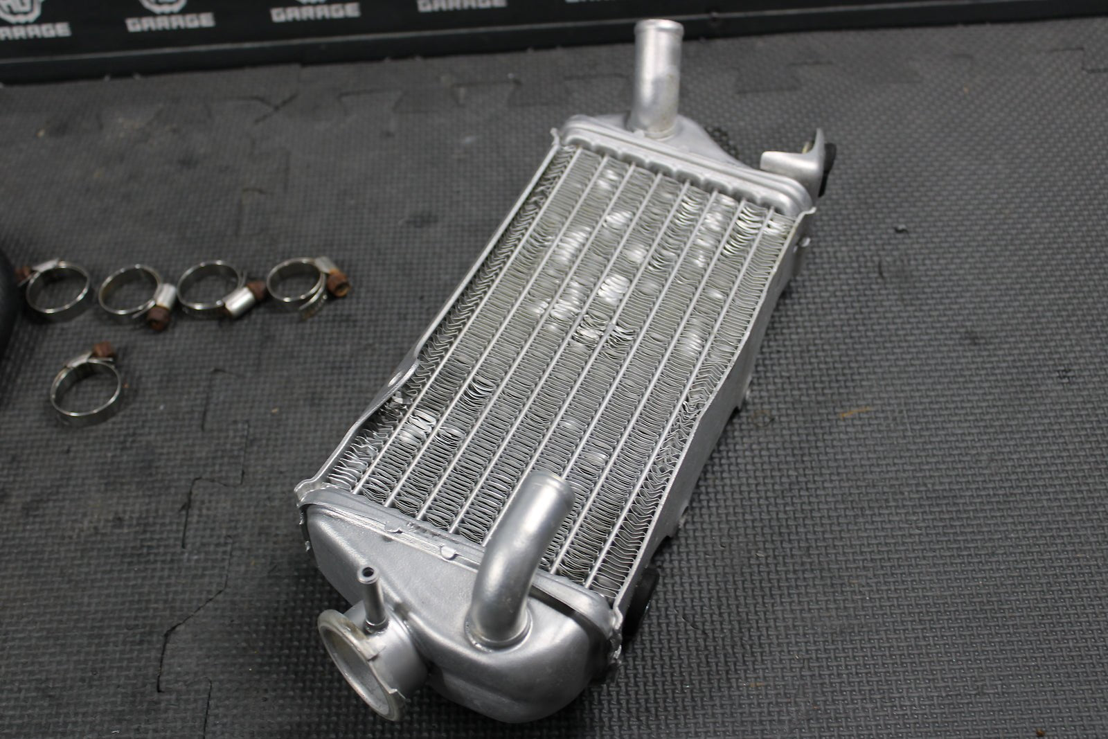 2001 KAWASAKI KX80 KX85 OEM ENGINE MOTOR COOLING COOLER RADIATOR 39061 - 124 - hggarage