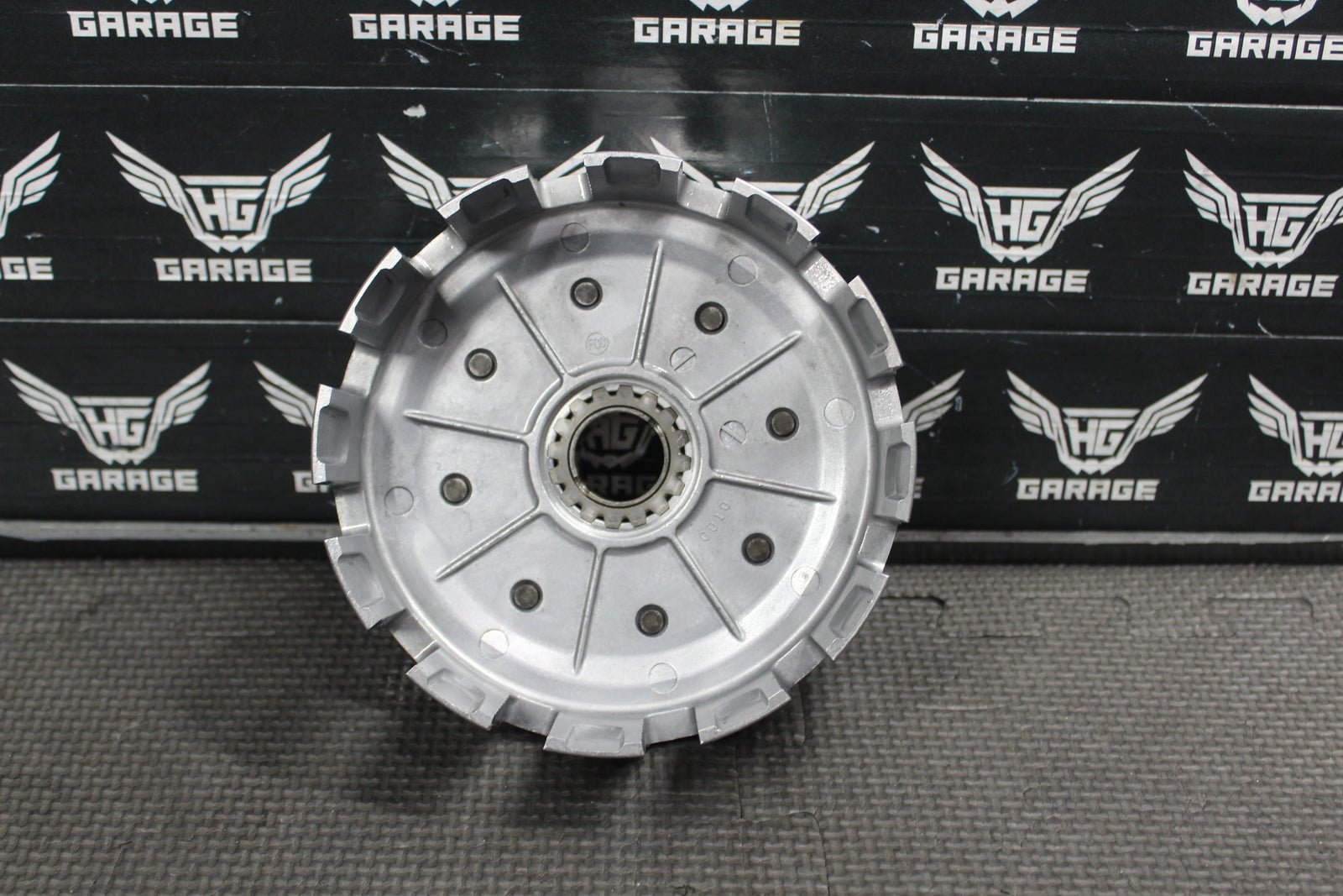 2007 Kawasaki KX450F OEM Clutch Basket 13087 - 0015 13095 - 0052 - hggarage
