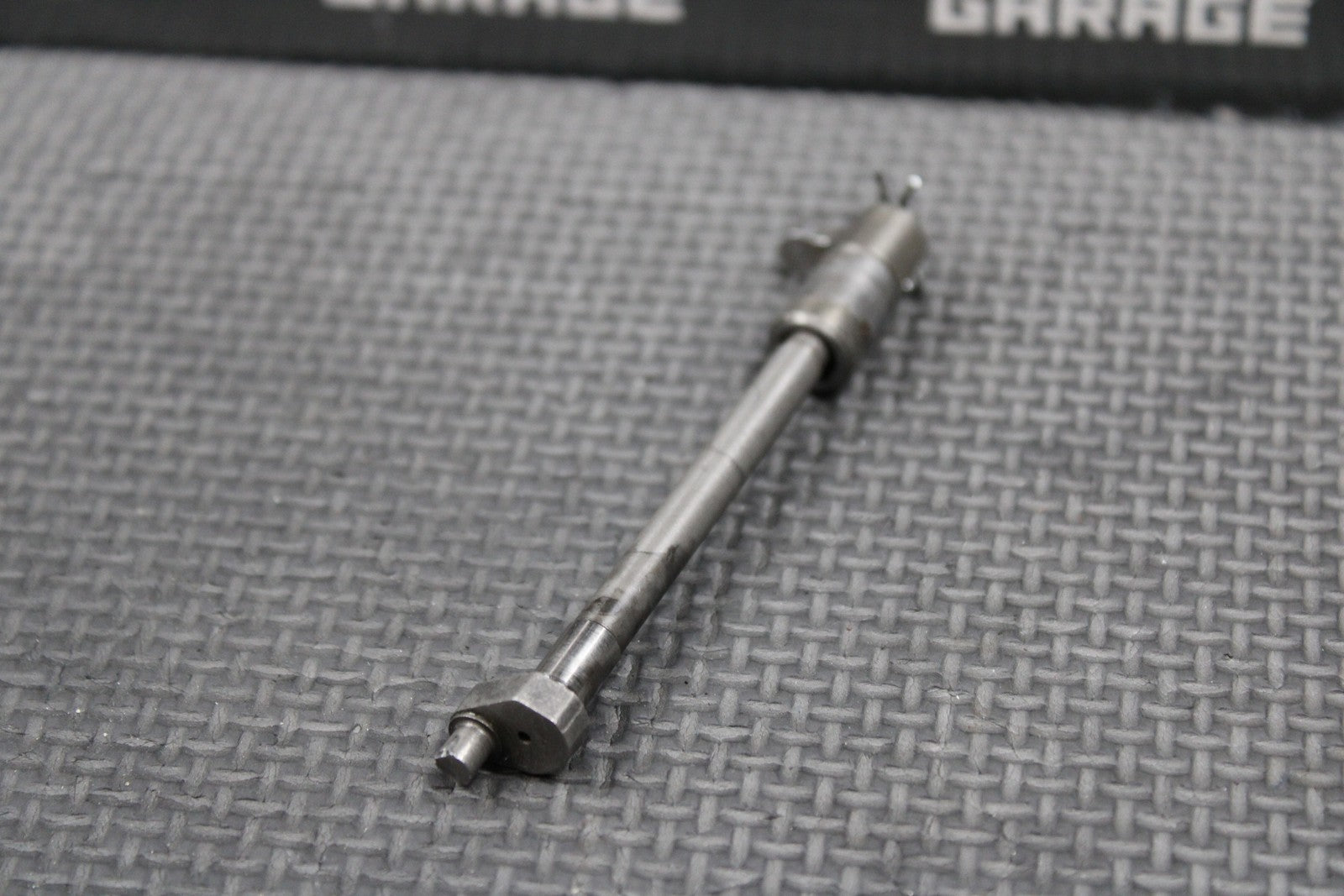 1988 88 - 91 HONDA CR250R OEM EXHAUST VALVE CAM SPINDLE & FOLLOWER 19351 - KS7 - 830 - hggarage