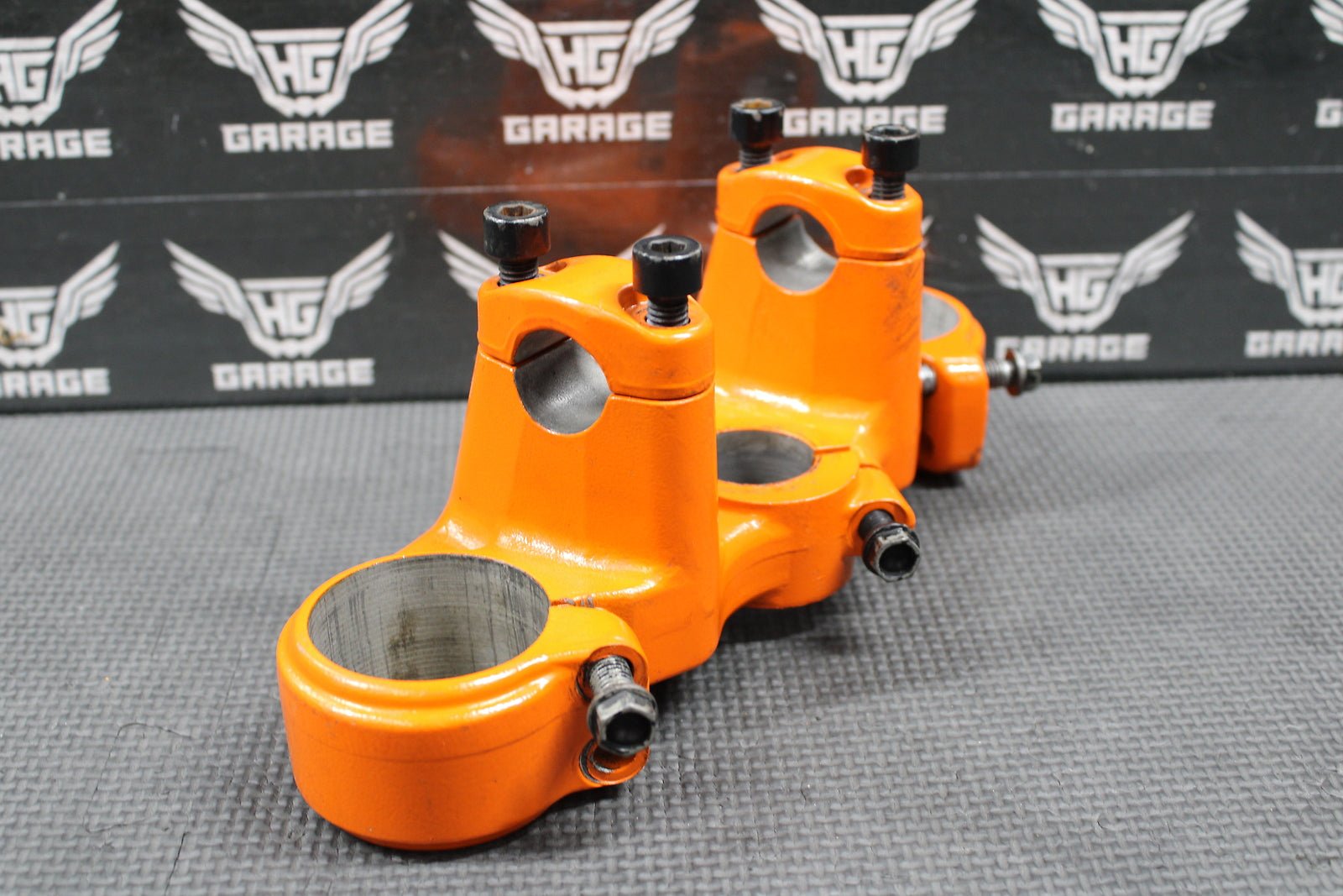 1994 1995 TM 125 250 300 OEM FORKS UPPER TRIPLE TREE BAR CLAMP 54601034100 - hggarage