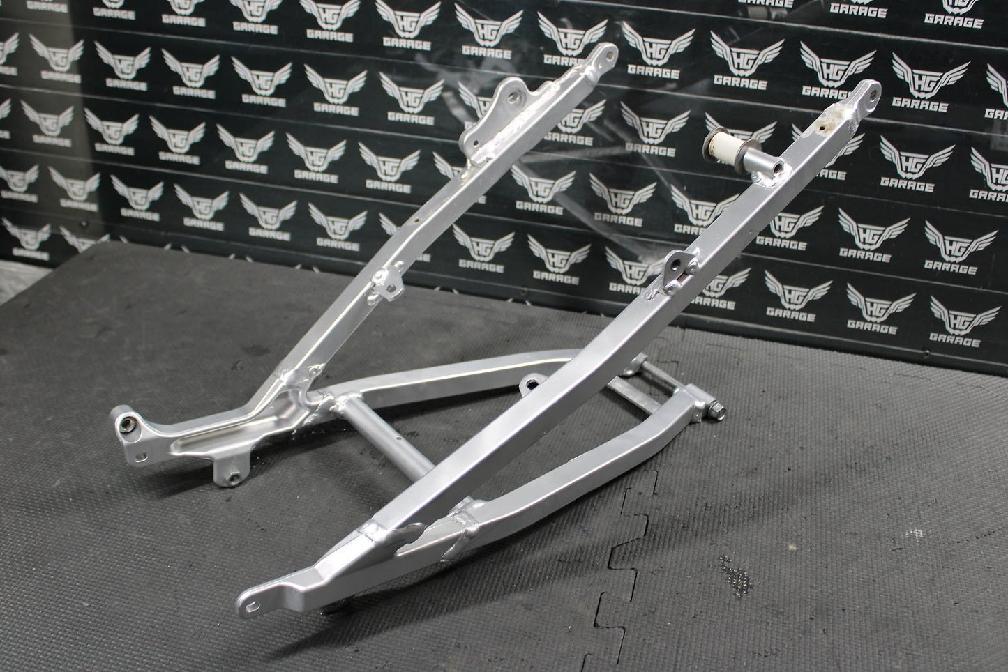 2006 Yamaha YZ250F YZ450F OEM Rear Back Sub Frame Subframe Rail 5XC - 21190 - 90 - 00 - hggarage