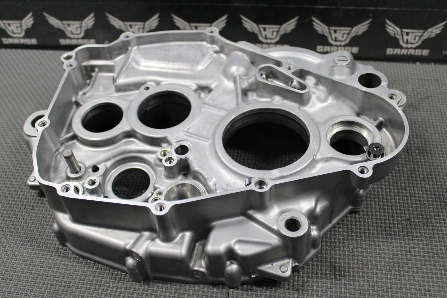 2022 KAWASAKI 19 - 22 KX450 KX450SR OEM RIGHT CRANKCASE CRANK CASE 14101 - 0018 GOOD - hggarage