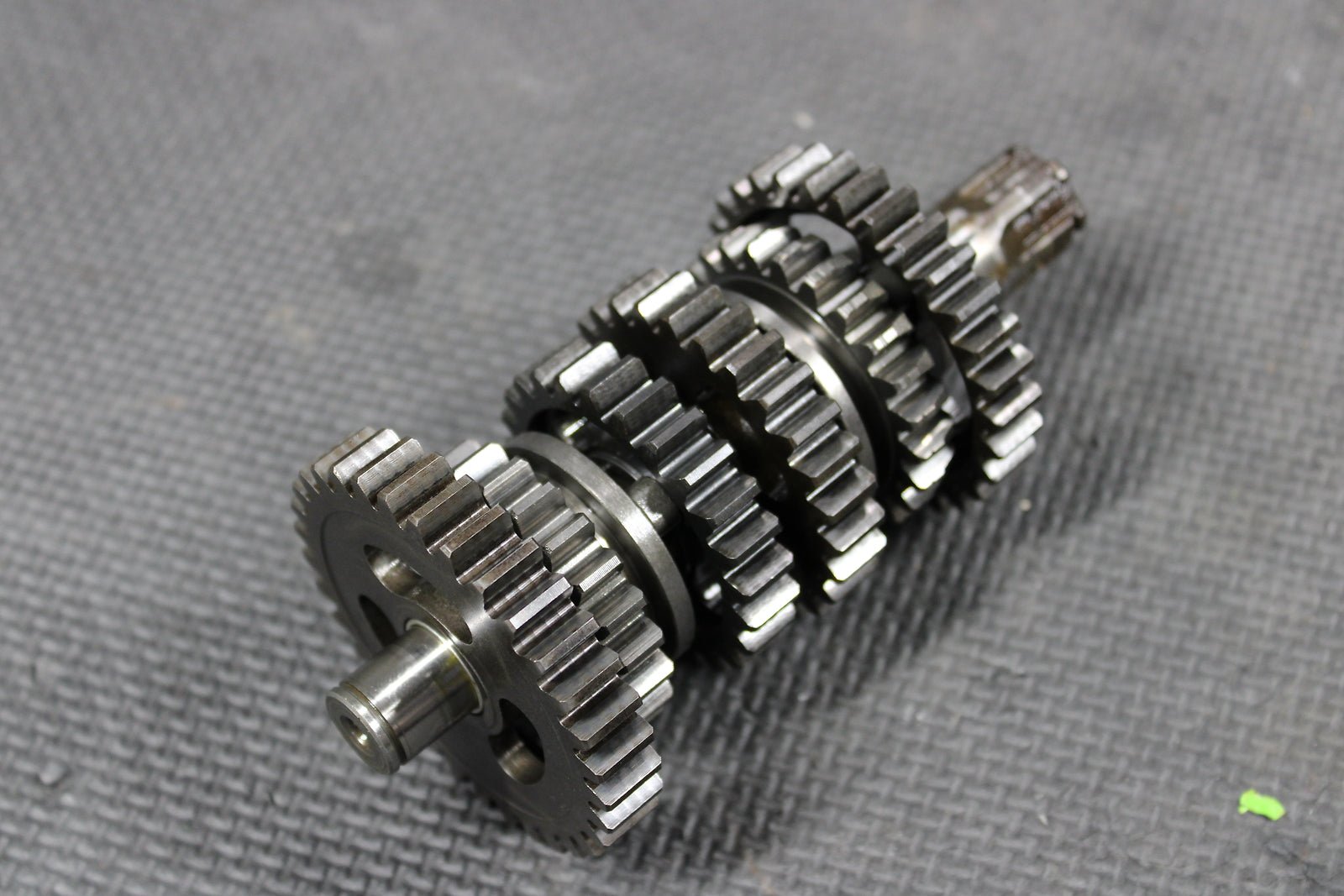 2001 KAWASAKI KX100 KX80 KX85 OEM ENGINE TRANSMISSION TRANNY ASSEMBLY GEARS - hggarage