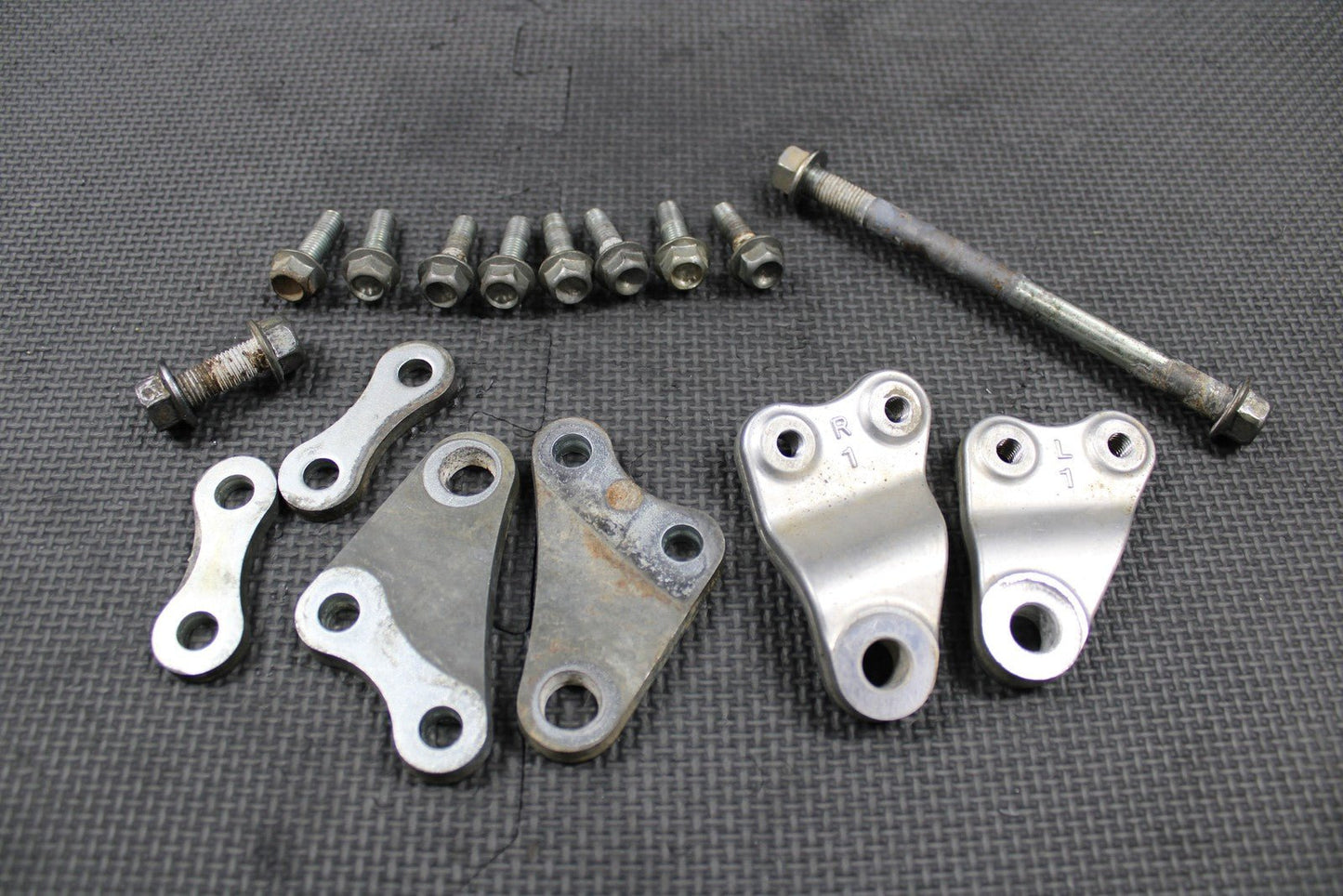 2020 YAMAHA 20 - 22 WR250F YZ250FX OEM ENGINE MOTOR MOUNT STAY BRACKETS BOLTS - hggarage