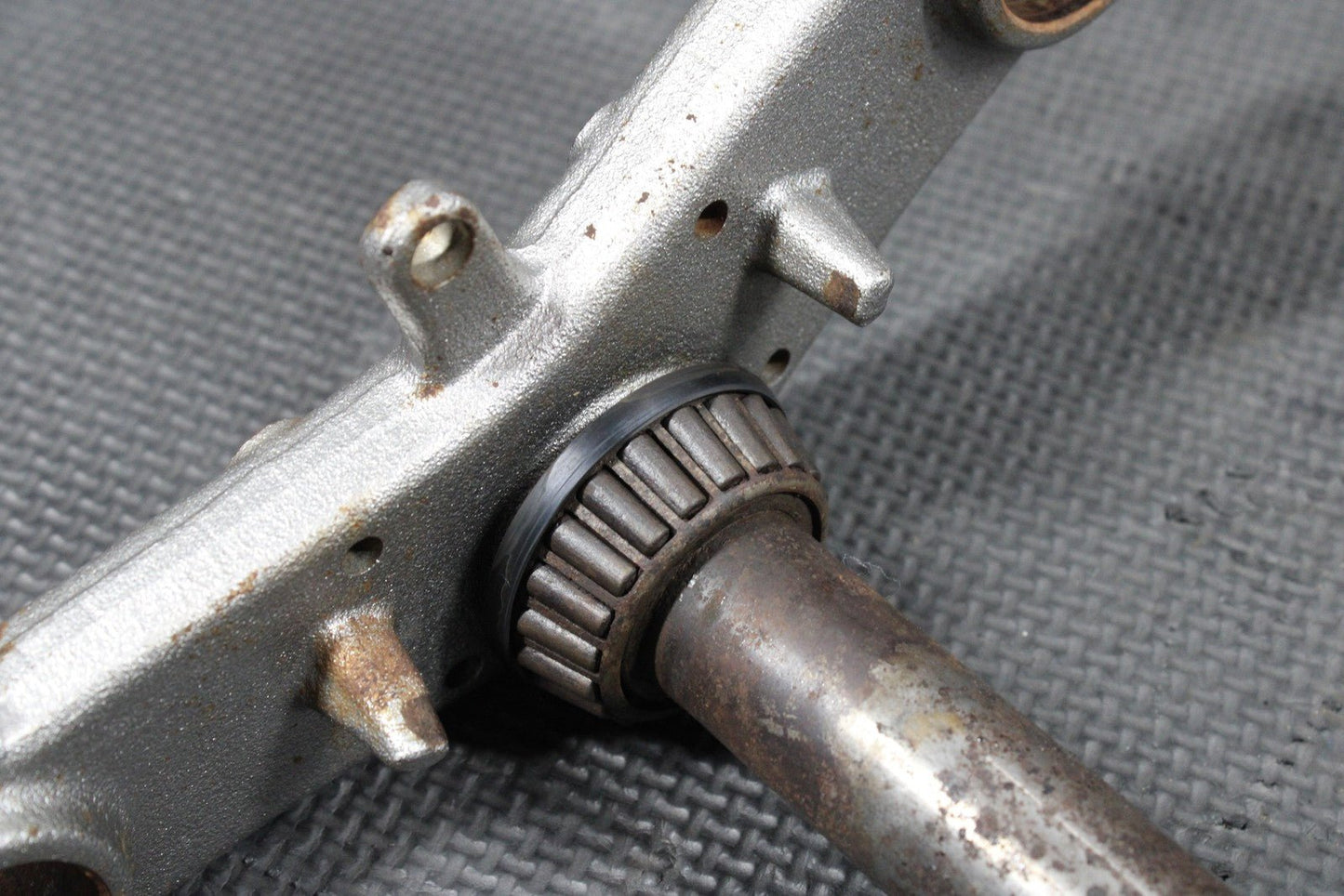 2008 KAWASAKI KLX140 OEM FRONT FORKS LOWER UPPER TRIPLE TREE STEM CLAMP FORKS - hggarage