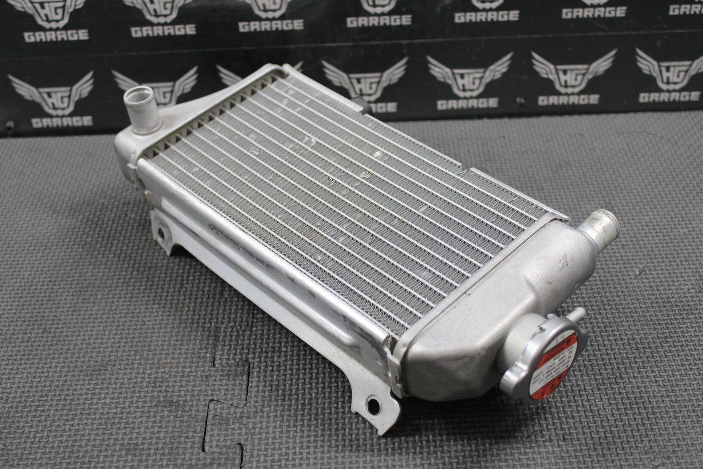 2019 SUZUKI 19 - 25 RMZ250 RMZ450 OEM RIGHT FILL SIDE RADIATOR COOLER 17710 - 37K01 - hggarage