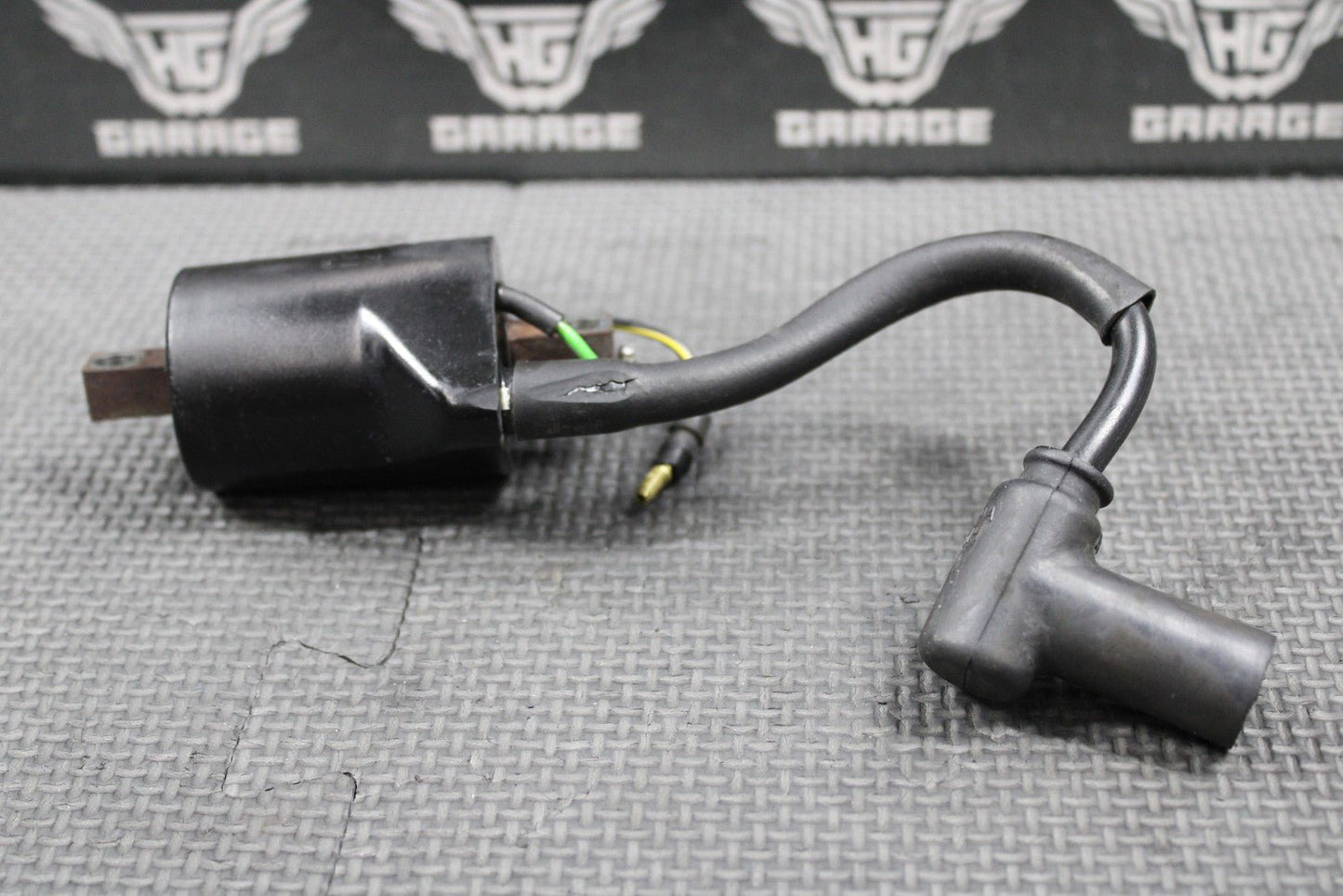 2001 HONDA 90 - 01 CR500R OEM IGNITION COIL SPARK PLUG BOOT CAP 30500 - KZ3 - 701 GOOD - hggarage