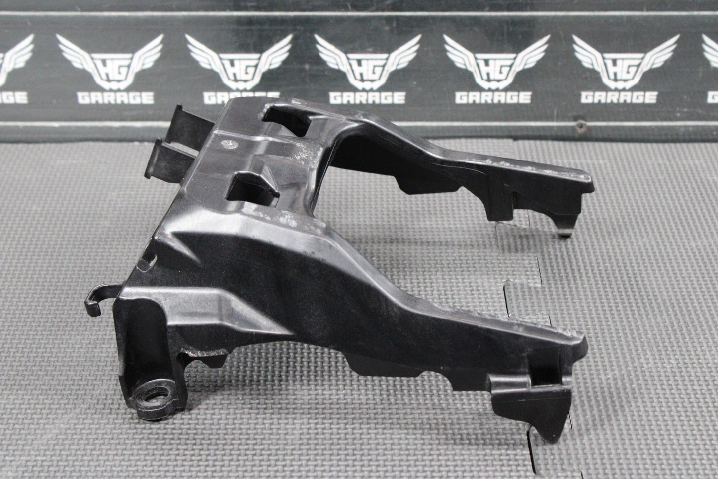 2019 HONDA CRF450RX OEM SEAT SADDLE BASE SUPPORT PLASTIC 50250 - MKE - A00 - hggarage