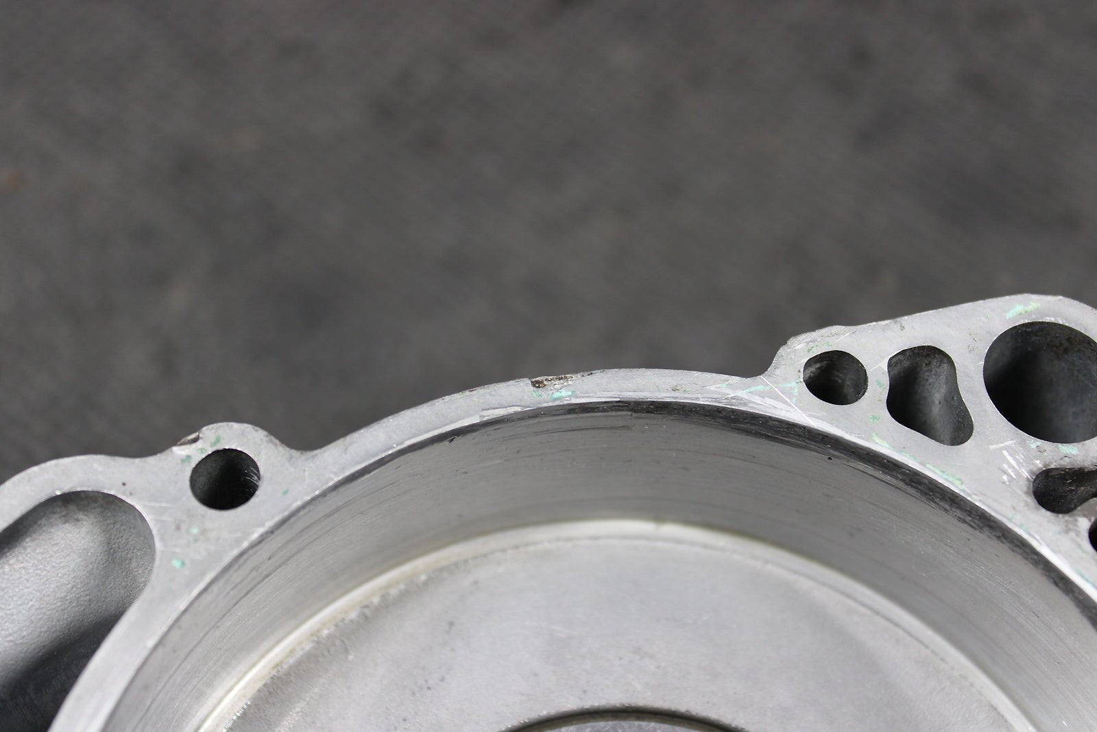2002 Suzuki RM250 OEM Left Right Engine Motor Crankcase Crank Cases 11300 - 37863 - hggarage