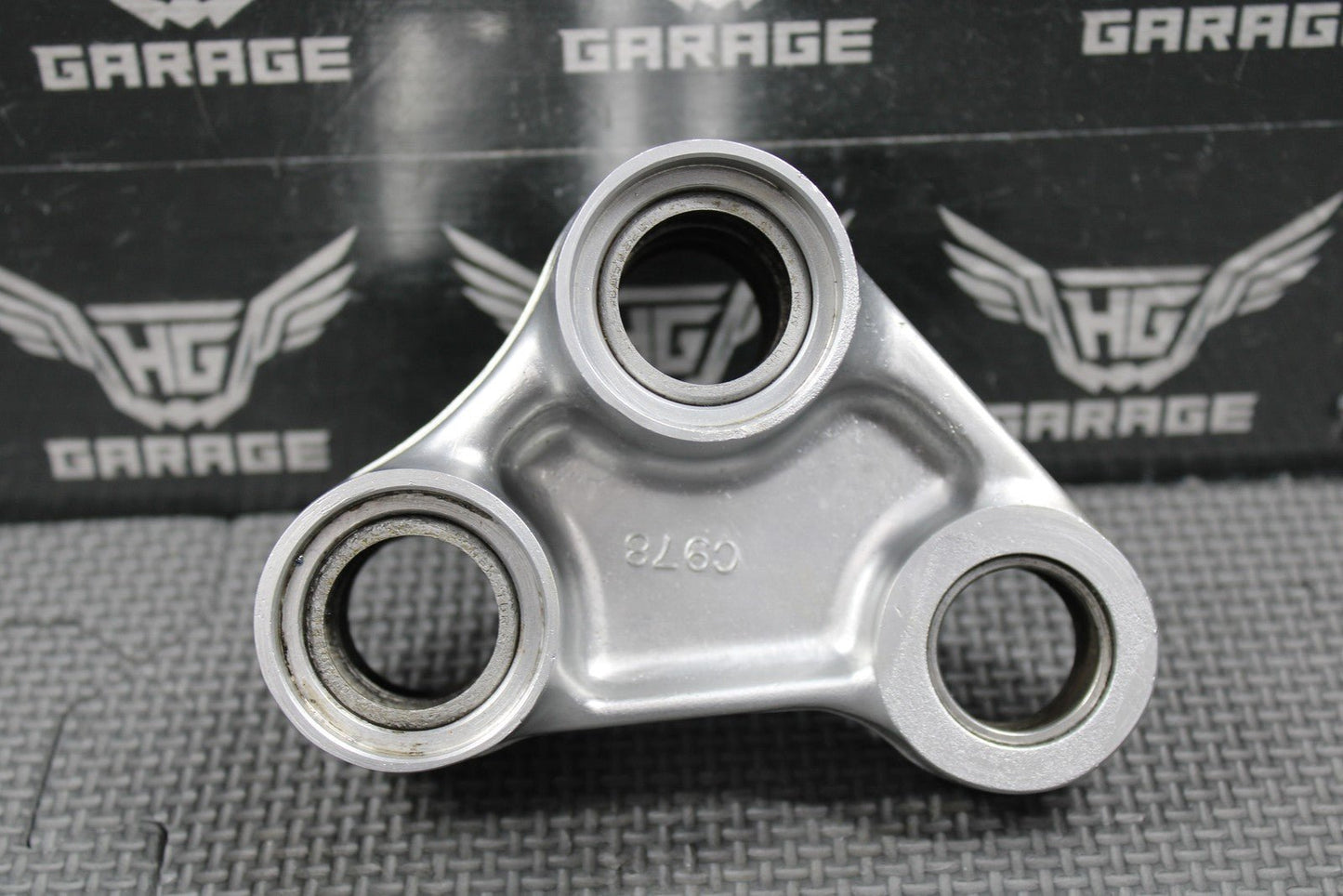 1997 HONDA CR250R OEM REAR SHOCK LINKAGE CUSHION ARM SET S52465 - KZ3 - B00 NICE! - hggarage