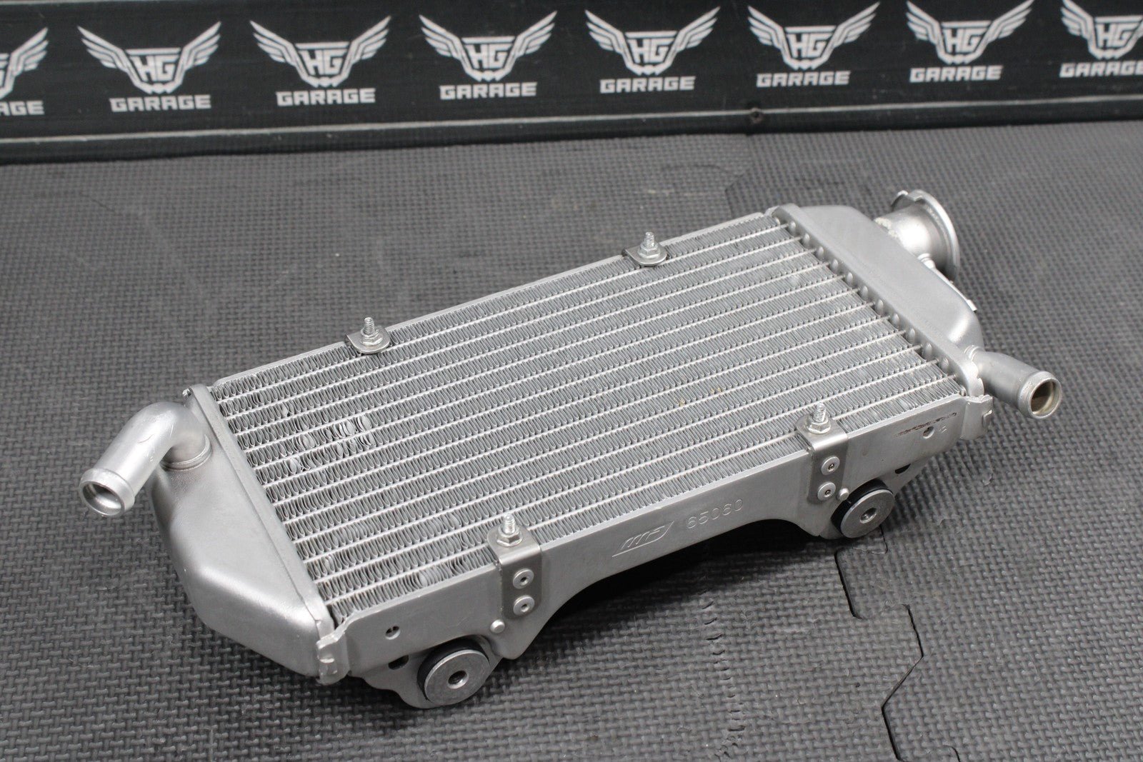 2013 HUSQVARNA TE511 OEM ENGINE LEFT SIDE MOTOR COOLING COOLER RADIATOR 8000H741 - hggarage