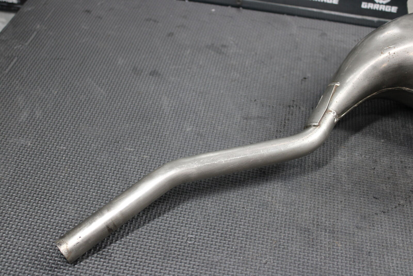 2000 KAWASAKI KX80 PRO CIRCUIT PLATINUM EXHAUST PIPE CHAMBER HEADER 18120-1081