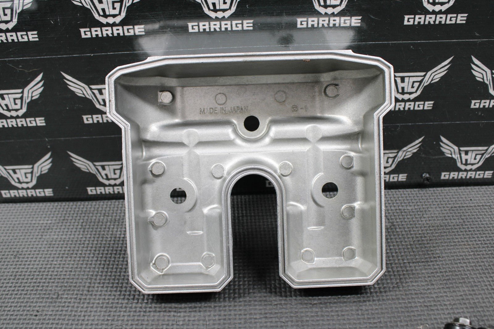 2009 KAWASAKI KLX250SF OEM ENGINE MOTOR CYLINDER HEAD VALVE COVER 14090 - 1477 - hggarage