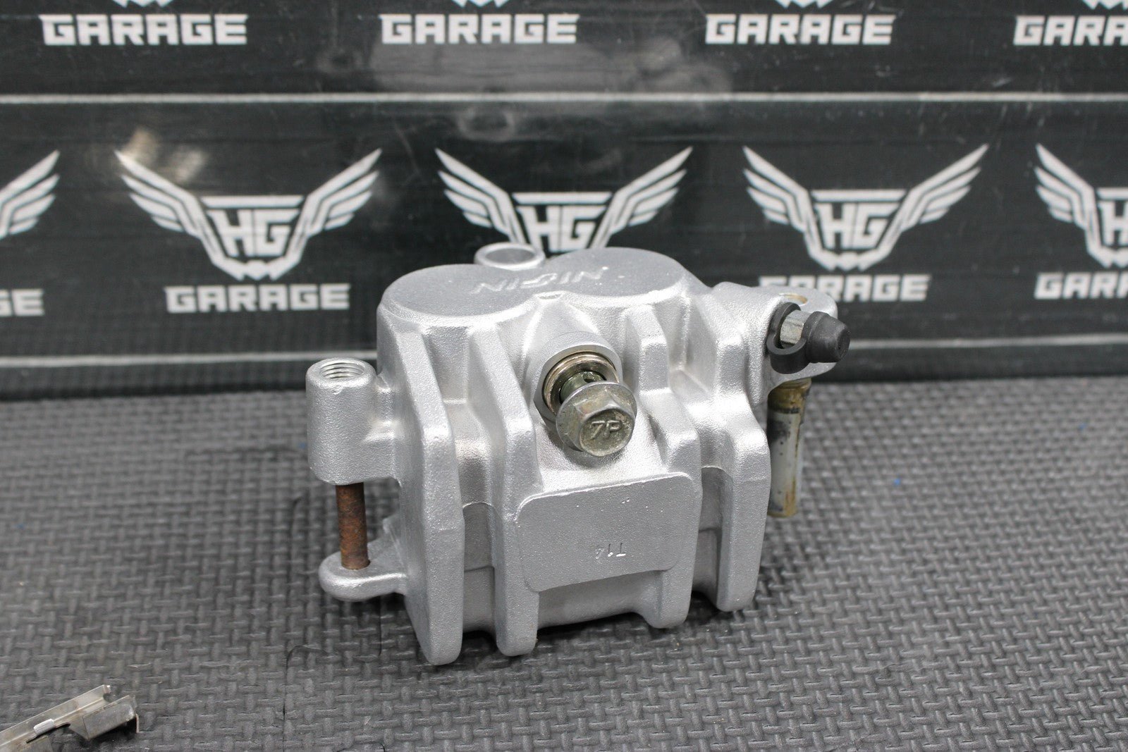 1996 SUZUKI RM250 OEM NISSIN FRONT BRAKE CALIPER 59300 - 36E63 - 999 - hggarage