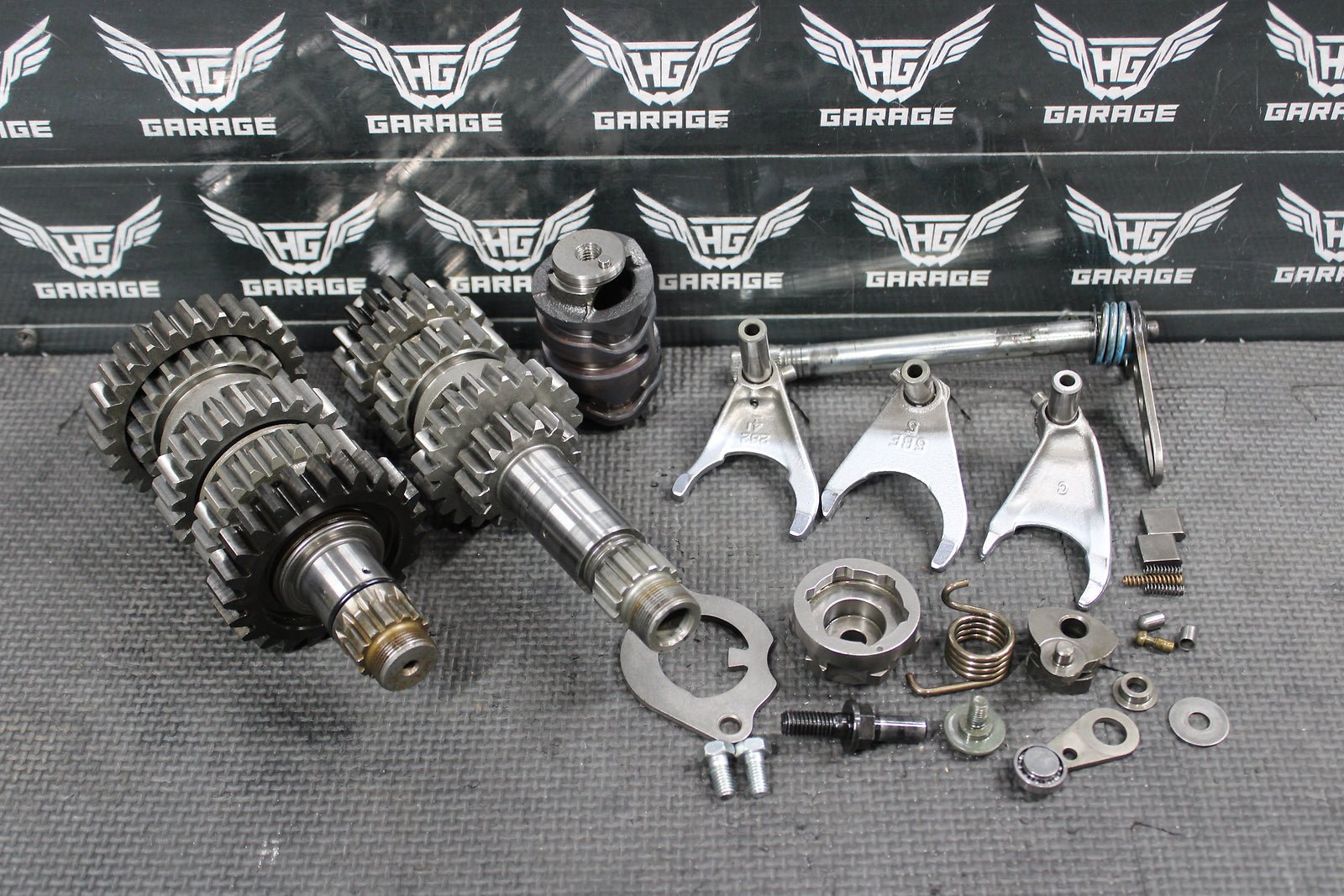 2009 YAMAHA YZ450F OEM ENGINE TRANSMISSION TRANNY ASSEMBLY GEARS - hggarage