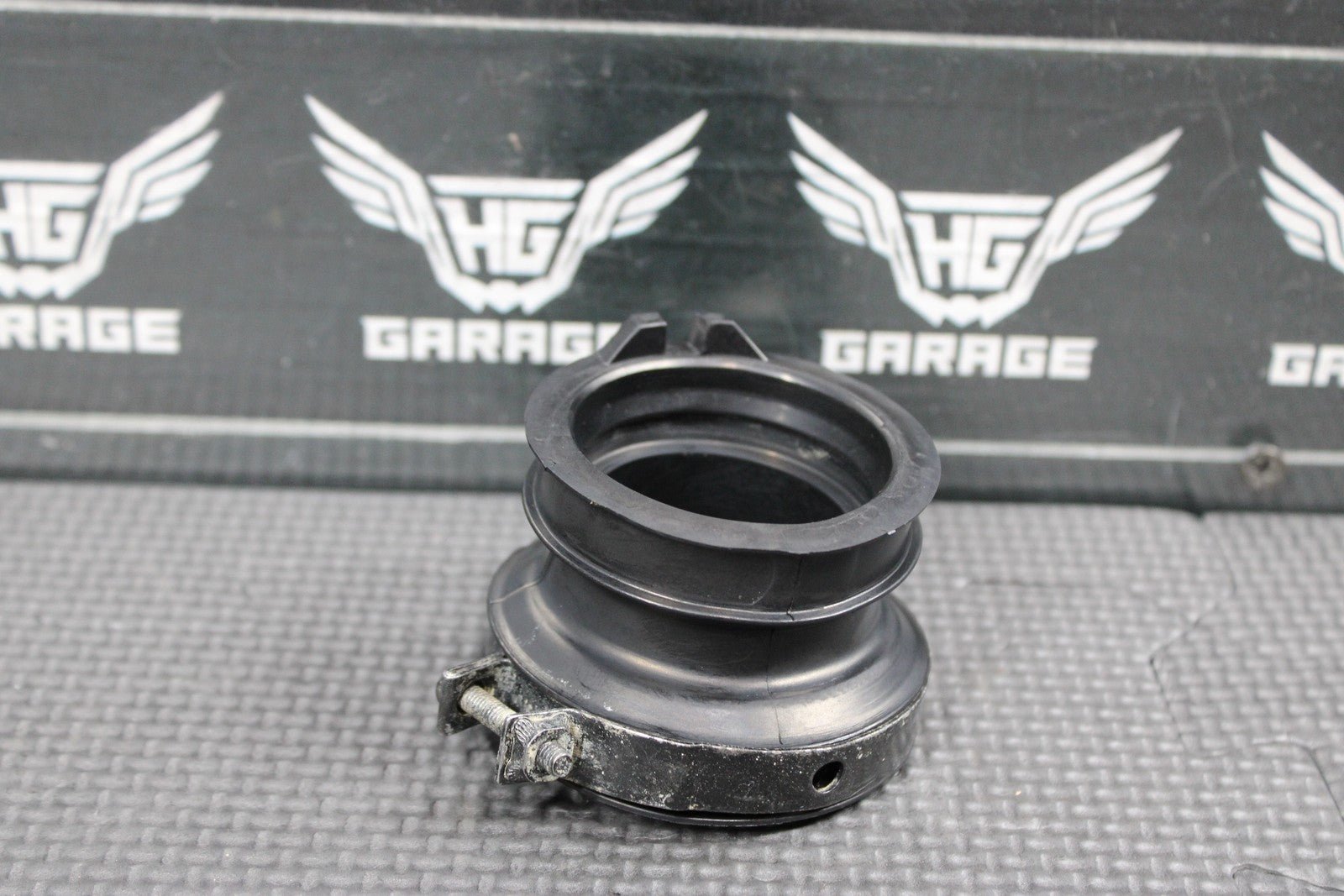 2014 KAWASAKI 11 - 16 KX250F OEM ENGINE CYLINDER JOINT INTAKE BOOT 16065 - 0074 - hggarage