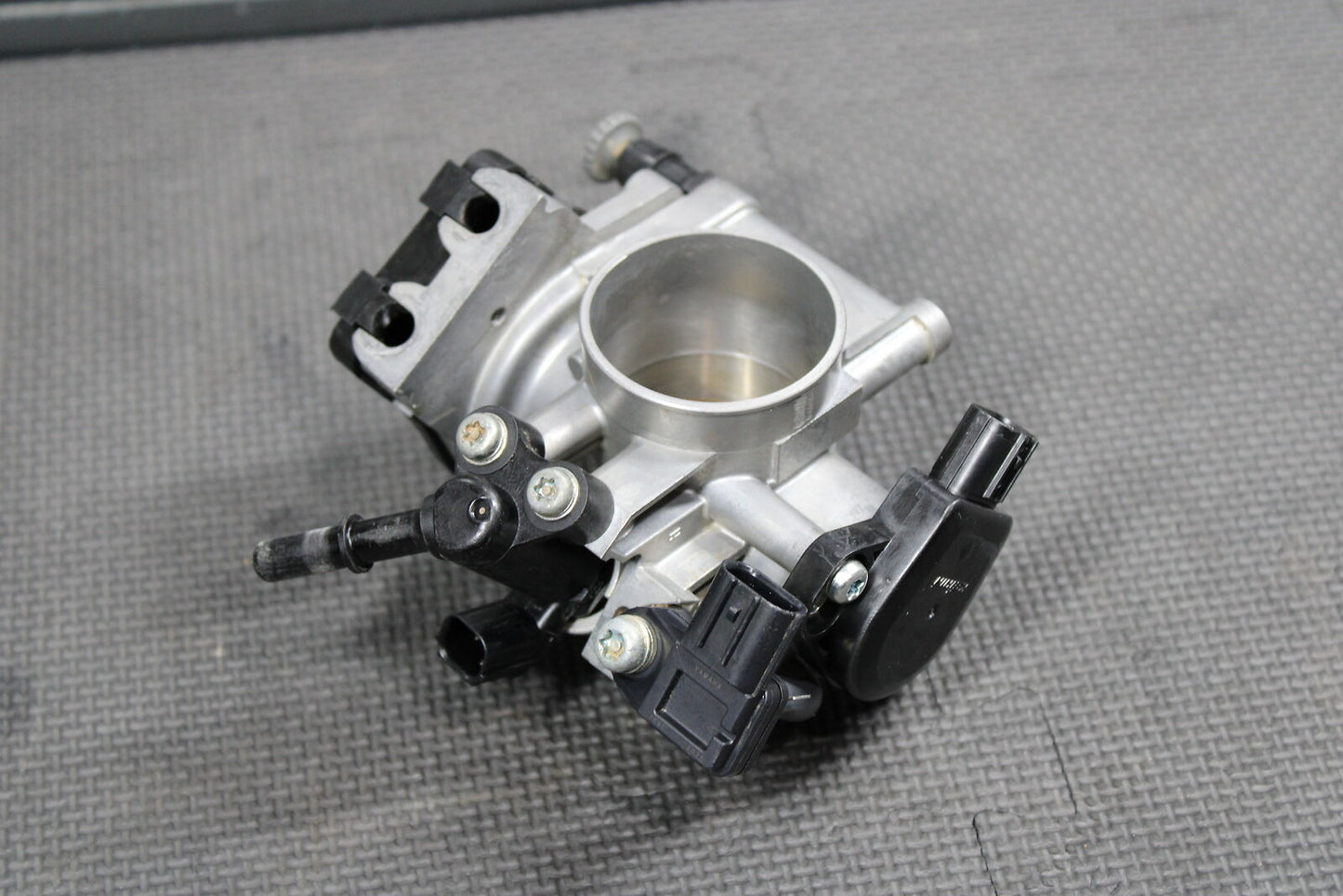 2014 YAMAHA YZ250F OEM KEIHIN MAIN FUEL INJECTOR THROTTLE BODY BODIES 1SM-13750-