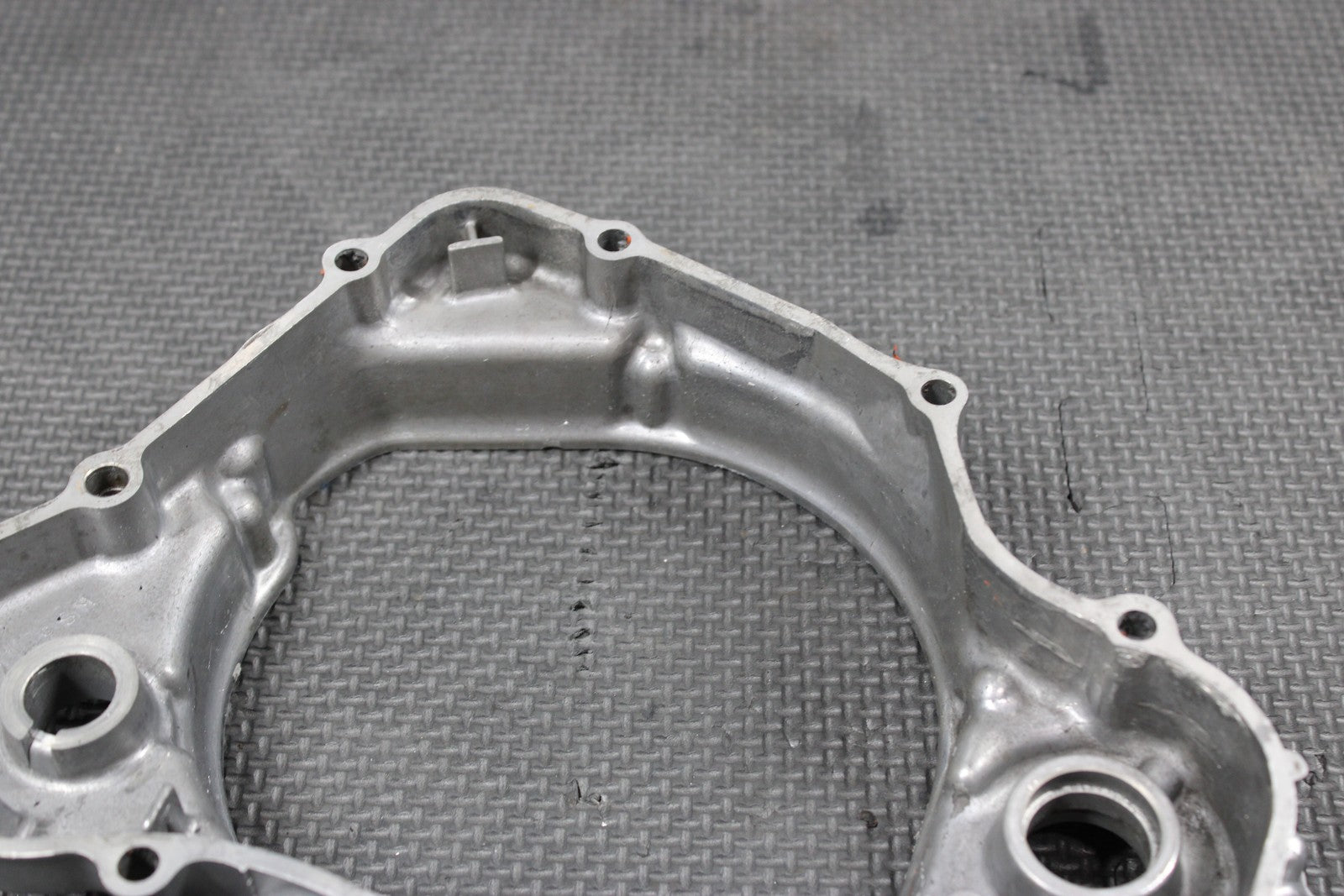 1998 HONDA CR125R 97 - 98 OEM RIGHT SIDE ENGINE INNER CLUTCH COVER 11340 - KZ4 - B00 - hggarage