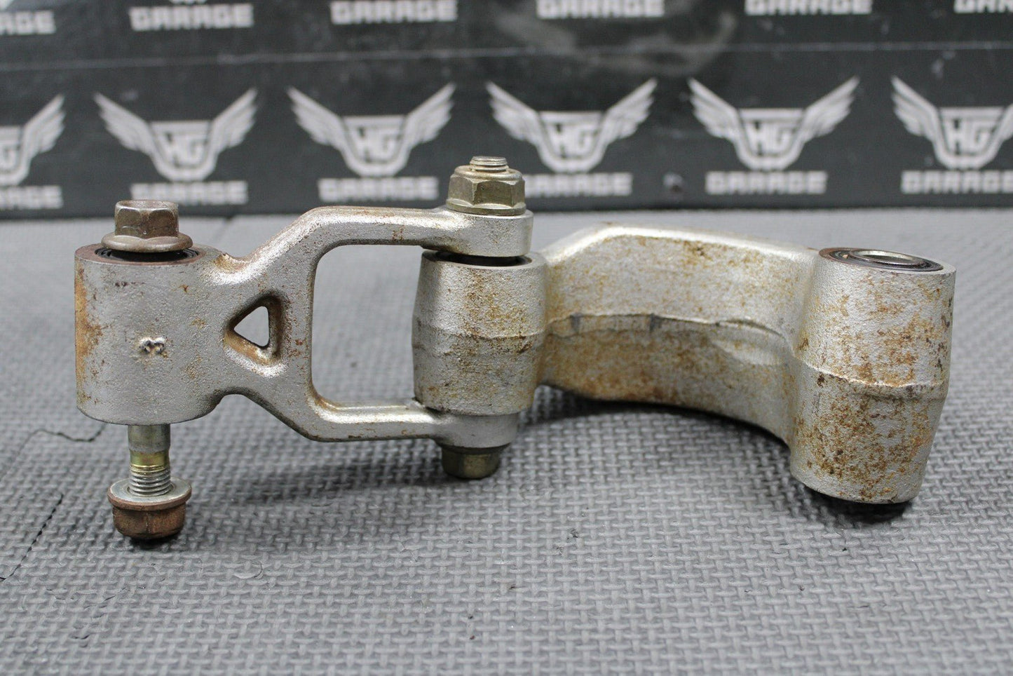 1999 HONDA XR200R 90 - 02 OEM REAR SHOCK LINKAGE LINKS GOD BONE 52460 - KT0 - 830 - hggarage