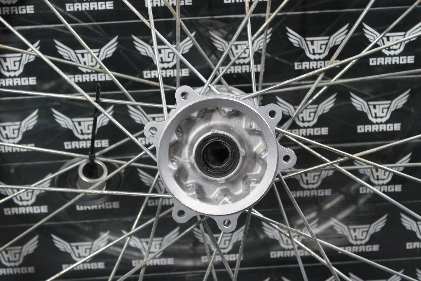 2002 HONDA 02 - 05 CRF450R OEM DID SILVER 21" FRONT WHEEL RIM HUB 44650 - KZ4 - 810 - hggarage