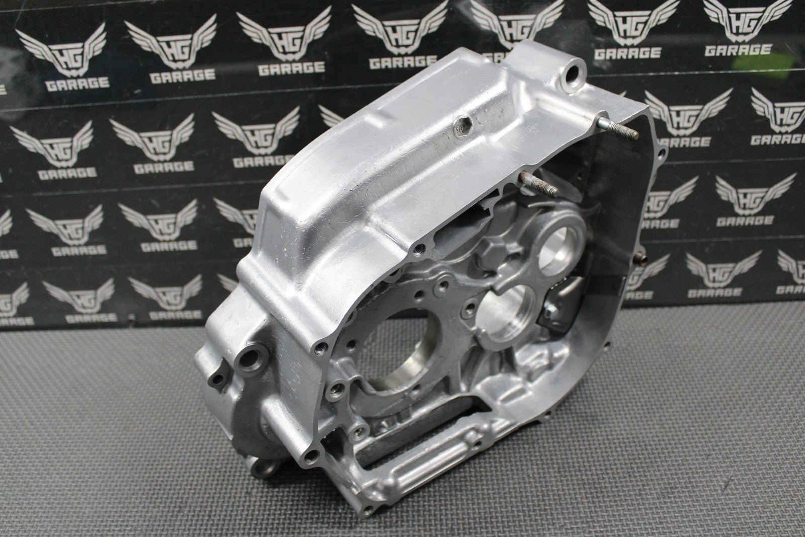 1991 HONDA 90 - 95 XR250R OEM RIGHT ENGINE CRANKCASE CRANK CASE 11100 - KZ1 - 671 MINT - hggarage