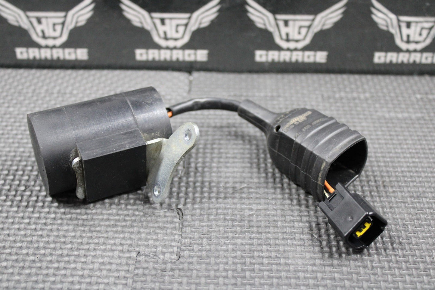 2013 KTM 250 350 450 SXF OEM CONDENSATOR CONDENSER VOLTAGE REGULATOR 77711035000 - hggarage