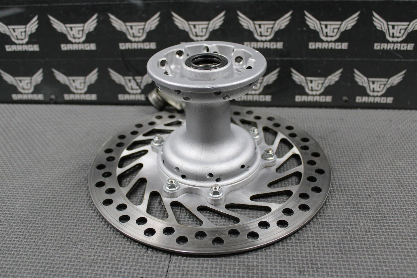 1995 HONDA 95 - 97 CR500R 95 - 96 CR250R OEM FRONT WHEEL RIM HUB ROTOR 44601 - MAC - 680 - hggarage
