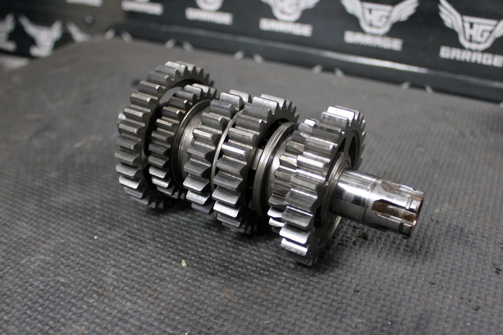 1995 KAWASAKI KX125 OEM ENGINE TRANSMISSION TRANNY ASSEMBLY GEARS 13127 - 1229 - hggarage
